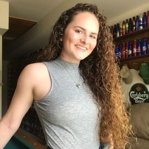 Meet your Posher, Haillie